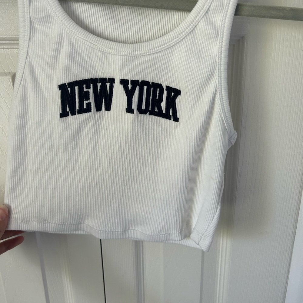 Zara Ribbed “New York” Tank - Picture 3 of 4